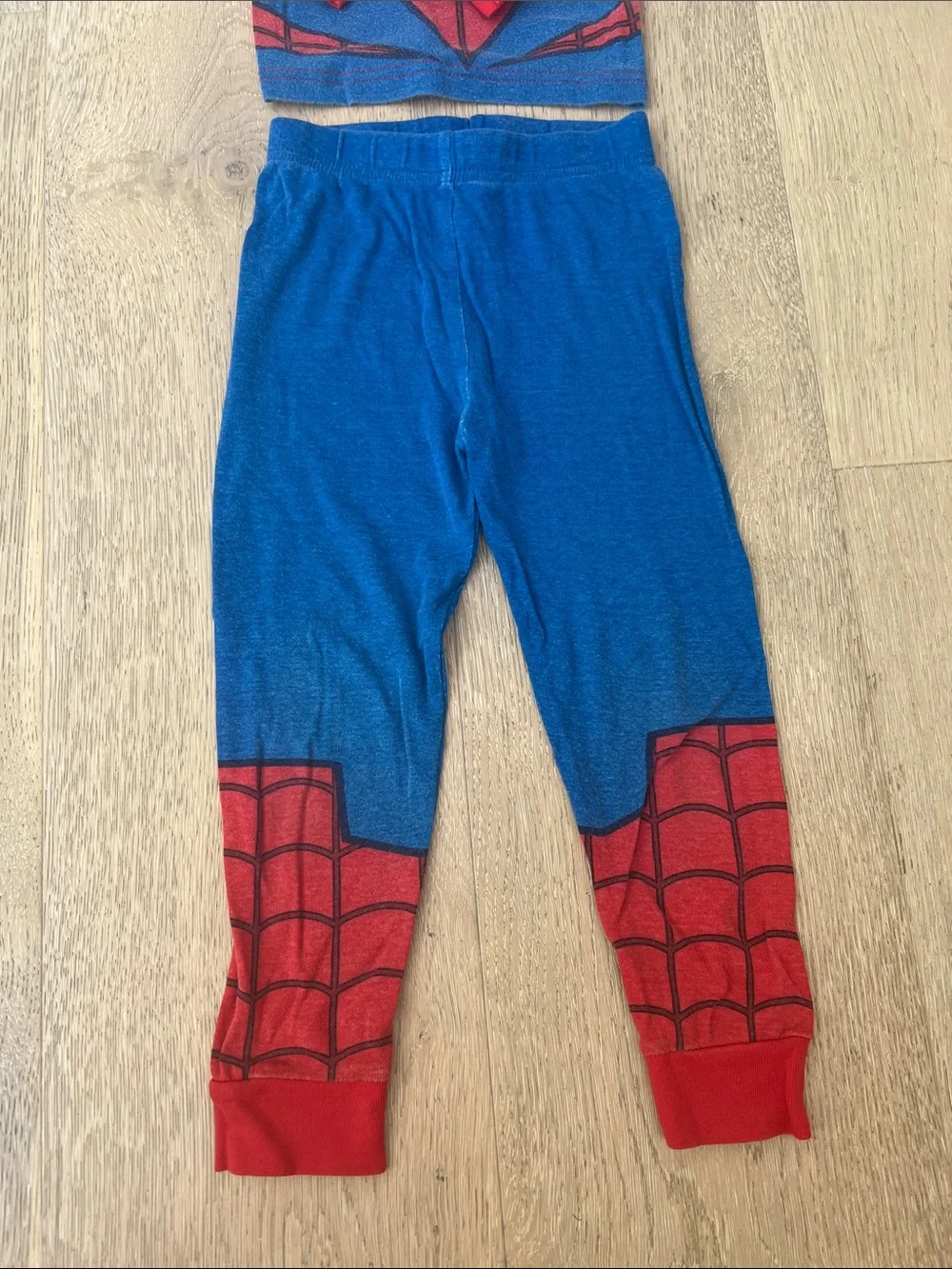 🕷️ 🦸🏻 Size 5 ~ Marvel Spider-Man Pajama Set